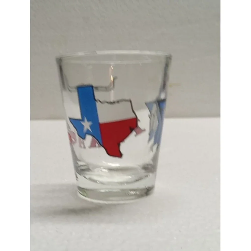 Texas Longhorn & Armadillo shot glass no cracks its my poster board